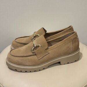 Steve Madden Tan Suede Platform Loafers